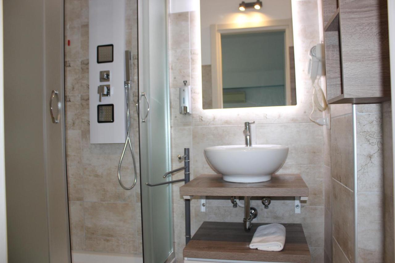 Roman Sunrise Rooms Extérieur photo