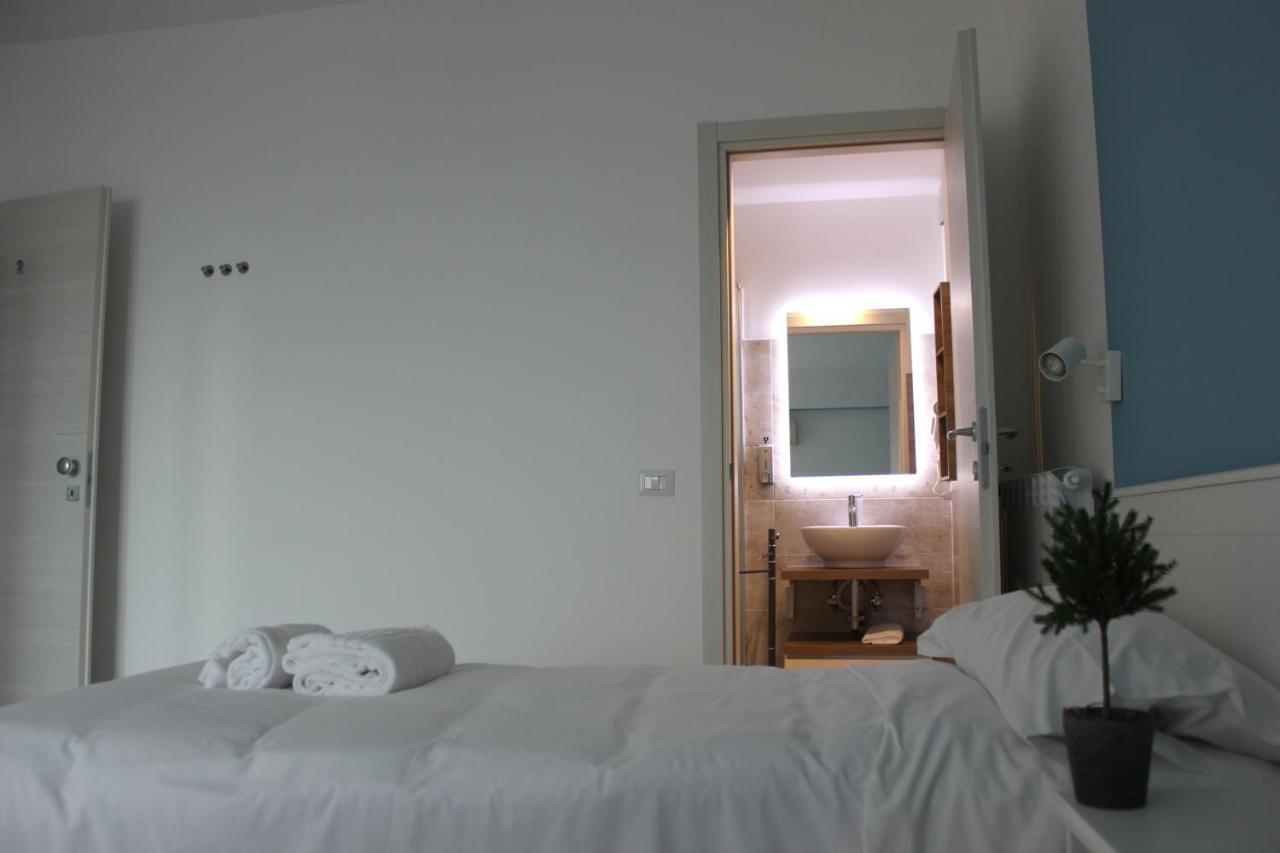Roman Sunrise Rooms Extérieur photo