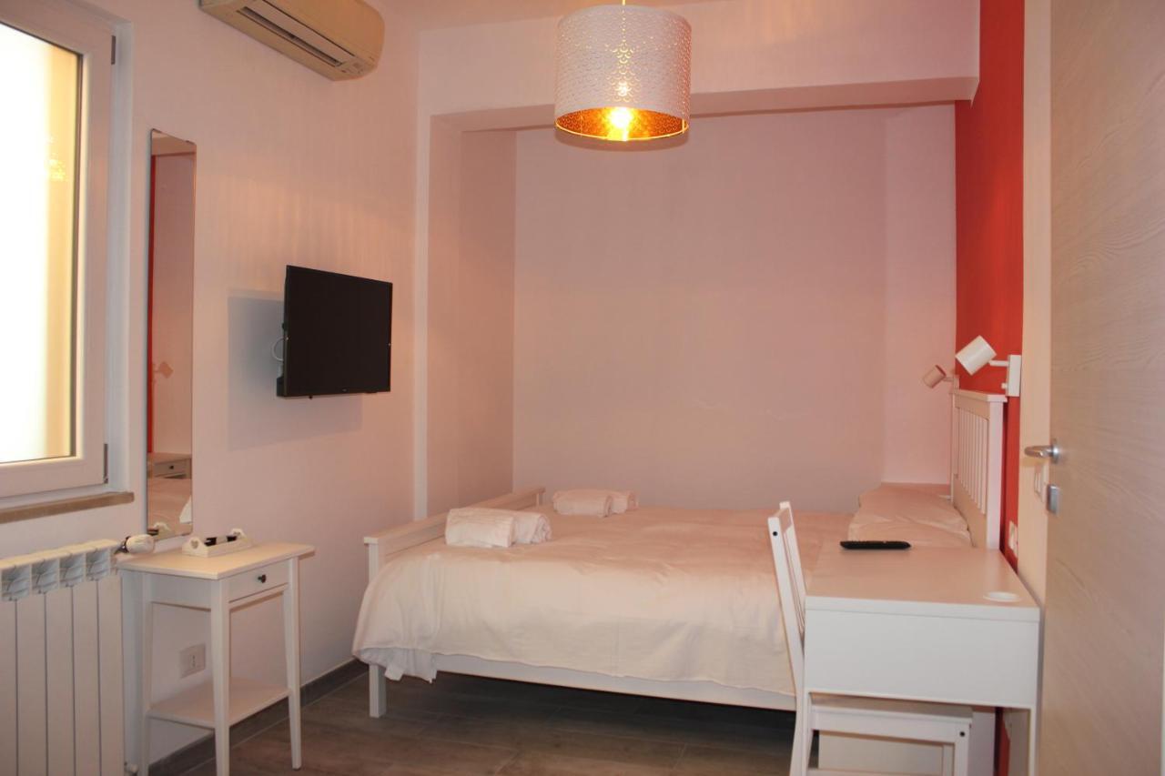 Roman Sunrise Rooms Extérieur photo